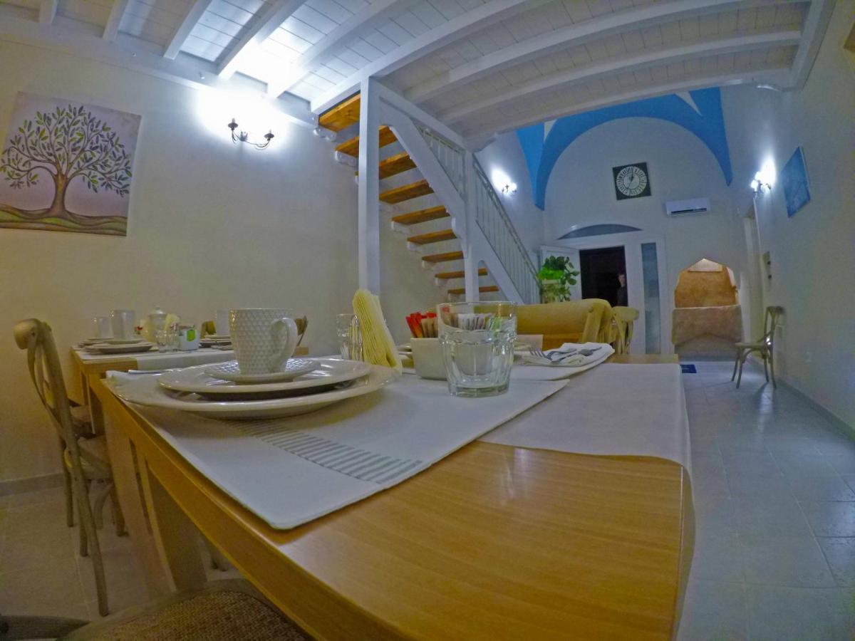 A casa tu zi Melu Bed & Breakfast Felline Exterior foto